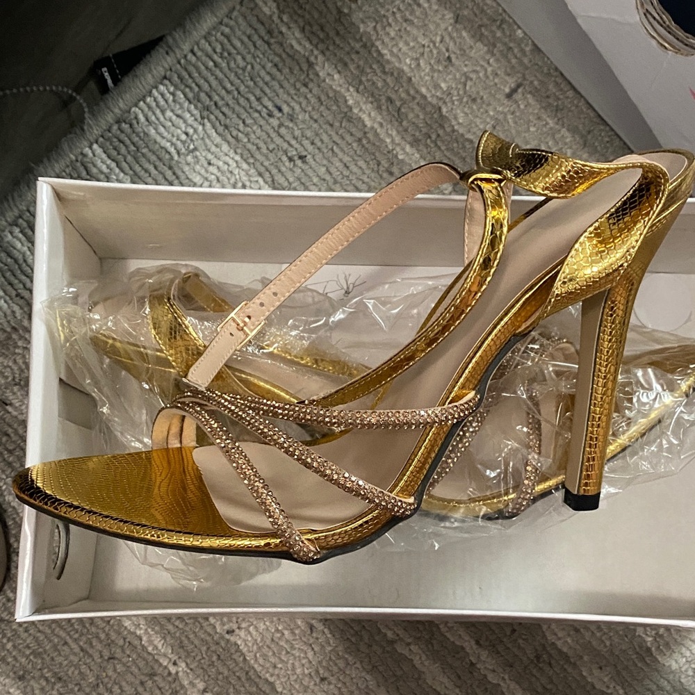 Elegant Gold Strappy Heels